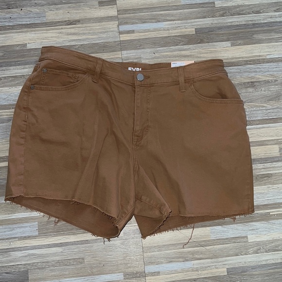 Evri Brown Frayed Hem Denim Shorts 